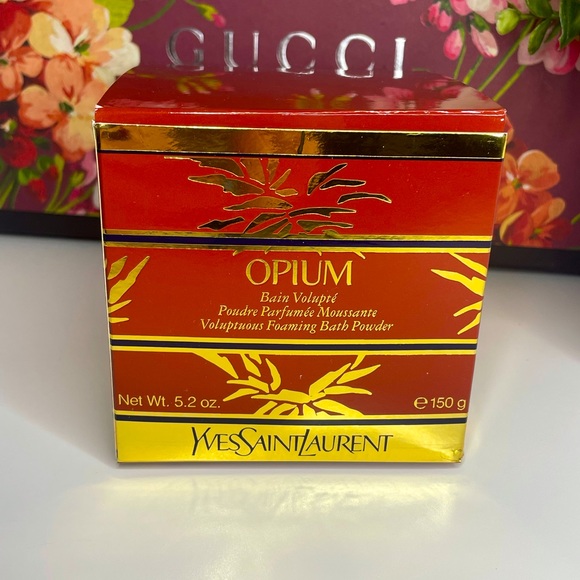 Opium | Yves Saint Laurent | Foaming Bath Powder - Picture 1 of 5